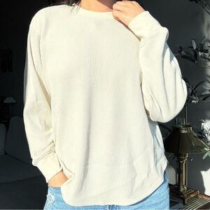 Uniqlo Waffle Knit Long Sleeve Top Cream Size Medium
